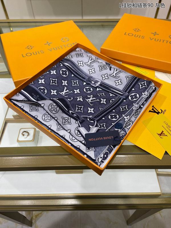 LV silk scarf 90X90cm E04 (21)